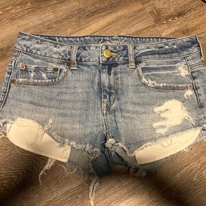 American Eagle low rise shorts size 8